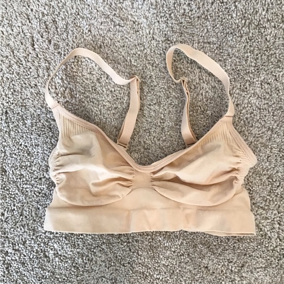 SKIMS Tan Bra - Picture 5 of 10